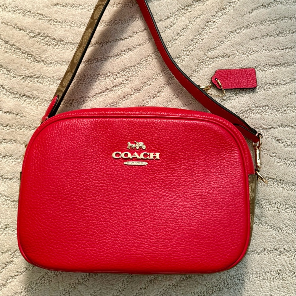 Coach Jamie ‘Camera’ Bag in Electric Red and Signature tan pattern. EUC